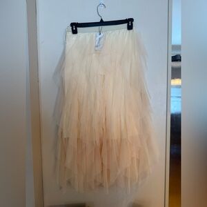 NWT Layered Tulle Skirt in Blush/Champagne